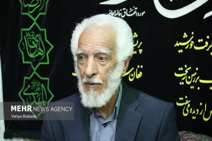 نبرد اعلامیه ها در قلب کرمانشاه در زمان انقلاب