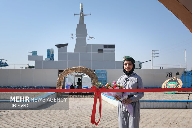 افتتاح نمایشگاه راهیان نور نیروی دریایی ارتش در خرمشهر