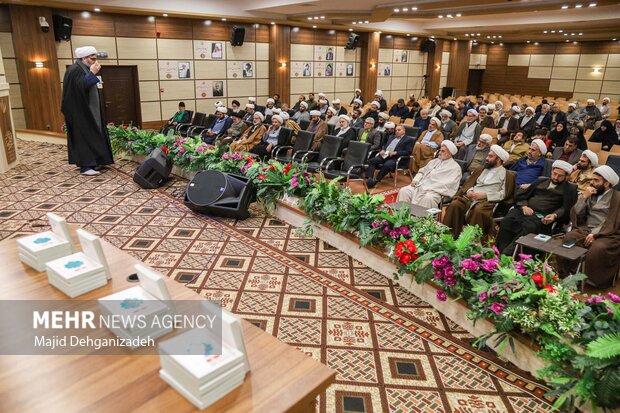 رونمایی طرح کشوری «زندگی با آیه ها» در یزد