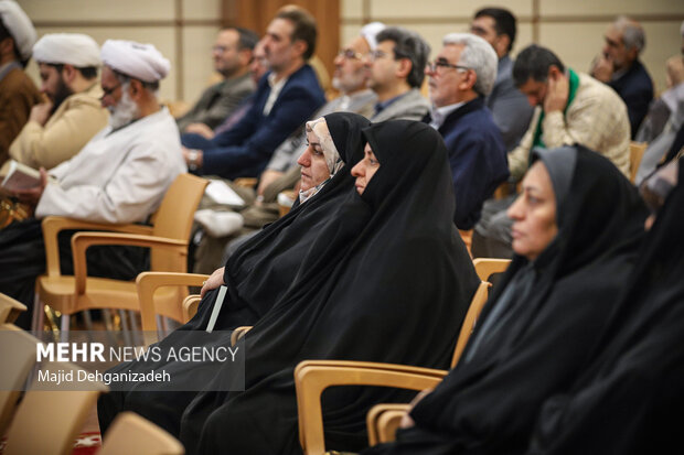 رونمایی طرح کشوری «زندگی با آیه ها» در یزد