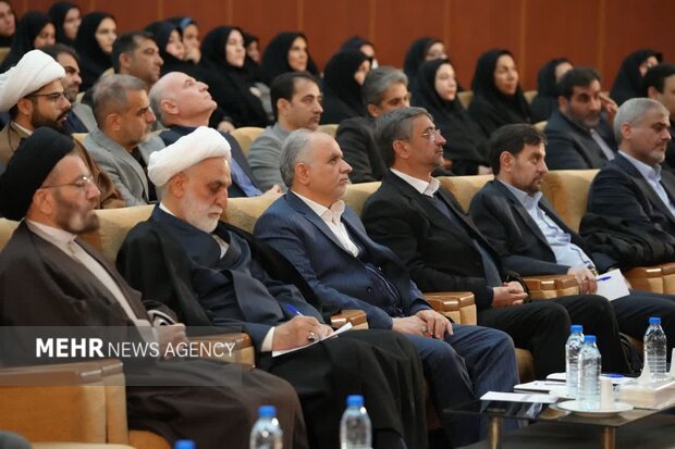 دیدار اژه‌ای با کارکنان دستگاه قضائی در لرستان