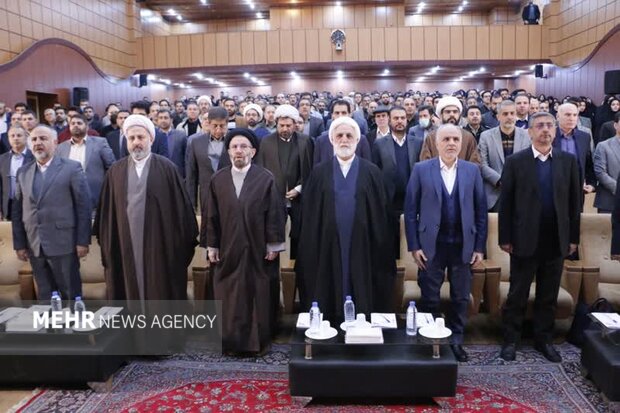 دیدار رئیس قوه قضاییه با کارکنان دستگاه قضایی لرستان