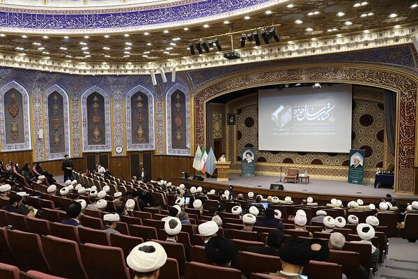 کتاب سال حوزه برترینهای خود را شناخت