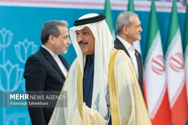مراسم بزرگداشت سالروز پیروزی انقلاب اسلامی با حضور سفرای خارجی