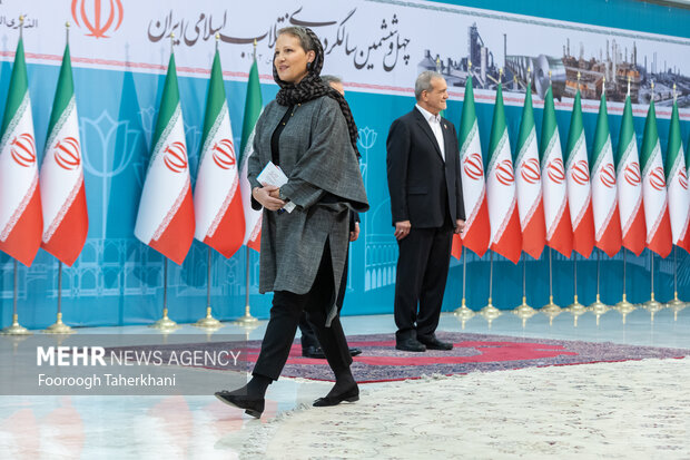 مراسم بزرگداشت سالروز پیروزی انقلاب اسلامی با حضور سفرای خارجی