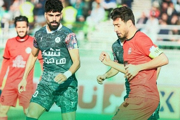 تراکتور موقتا صدرنشین شد تراکتور موقتا صدرنشین شد