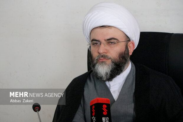 پیام تبریک حجتالاسلام قمی به مناسبت روز معلم