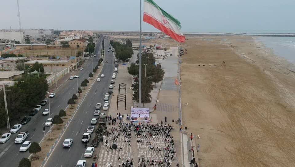 همایش بزرگ پیاده روی خانوادگی در «گناوه» برگزار شد