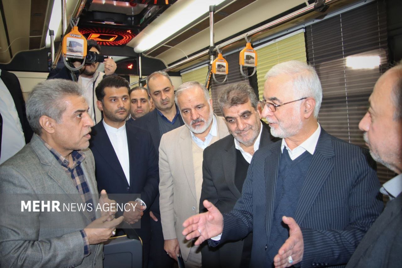 جدیدترین محصول اتوبوس شهری در سمنان رونمایی شد جدیدترین محصول اتوبوس شهری در سمنان رونمایی شد