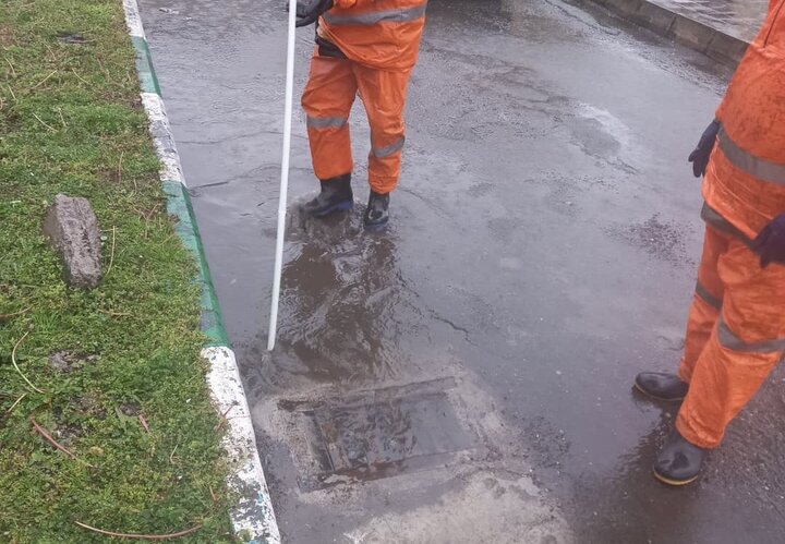 آمادهباش کامل شهرداری در پی آبگرفتگی برخی مناطق رشت