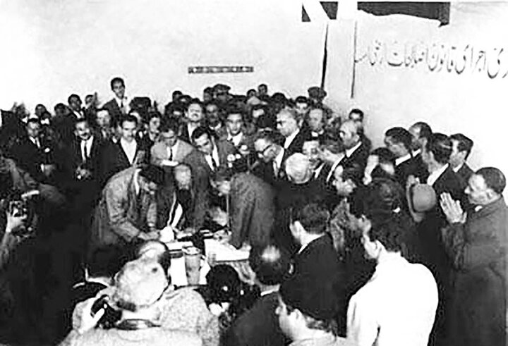 بازخوانی تجربههای ملت ایران از خیانتهای مکرر آمریکا