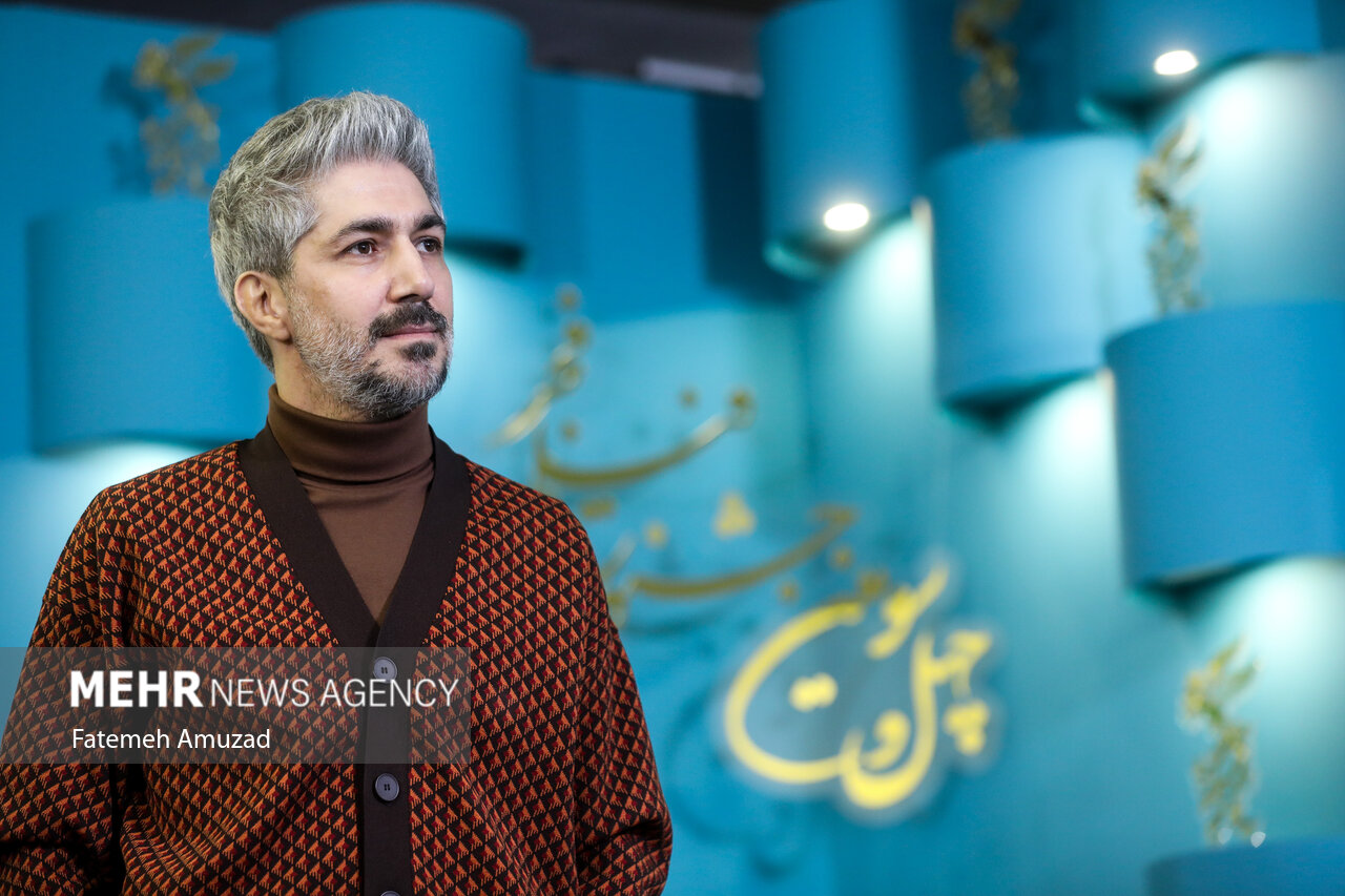 درهای برج میلاد به روی همه باز است؛ زبالهسازها در سالن سینما!