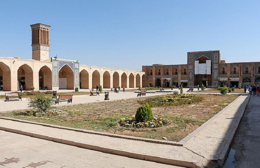 بیابانی وشک و دارستانی سەرسەوز لە یەک شوێندا کۆ بوونەتەوە