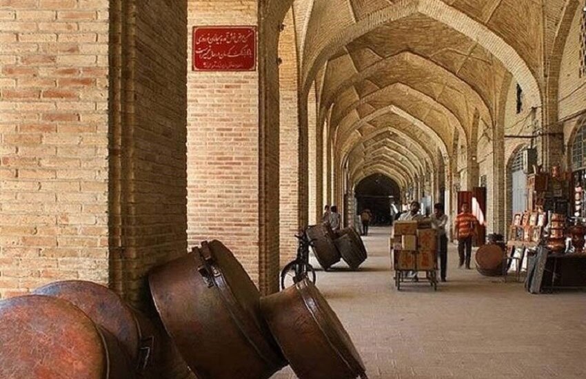 بیابانی وشک و دارستانی سەرسەوز لە یەک شوێندا کۆ بوونەتەوە