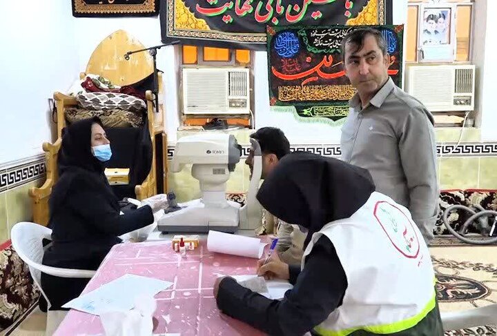 ارائه خدمات رایگان در قالب برپایی ۲۳ درمانگاه موقت در استان بوشهر ارائه خدمات رایگان در قالب برپایی ۲۳ درمانگاه موقت در استان بوشهر