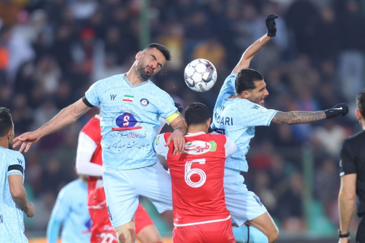 پرسپولیس – گلگهر؛ حرکت هاشمیان روی لبه تیغ/ چند طلسم شکسته میشود؟ پرسپولیس – گلگهر؛ حرکت هاشمیان روی لبه تیغ/ چند طلسم شکسته میشود؟