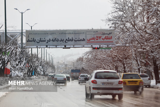 فضاسازی شهر همدان در آستانه ۲۲ بهمن