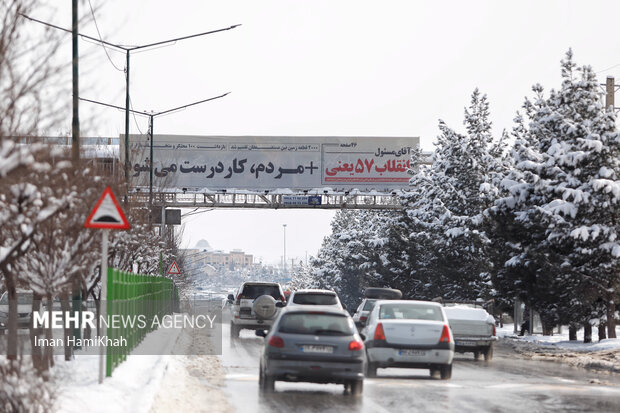 فضاسازی شهر همدان در آستانه ۲۲ بهمن