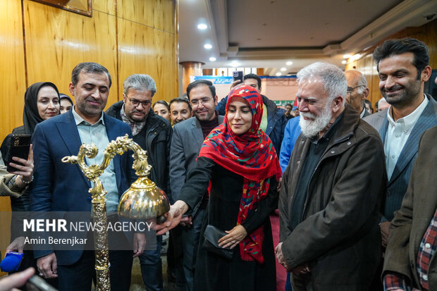 آیین افتتاح جشنواره کشوری هنرهای تجسمی فجر در شیراز