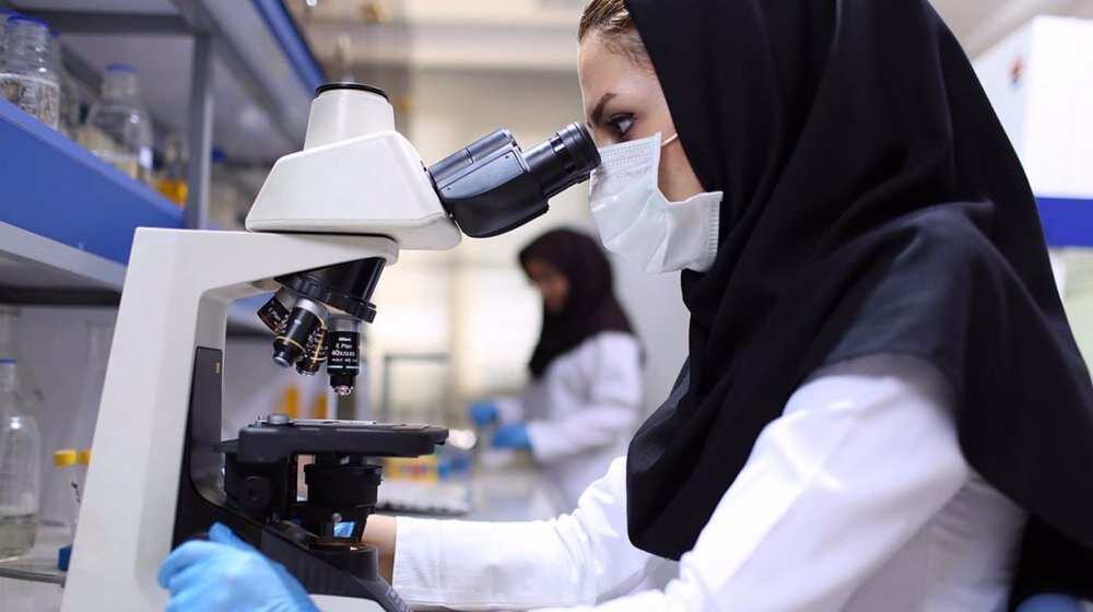 Iranian women rise in science, tech. after Islamic Revolution