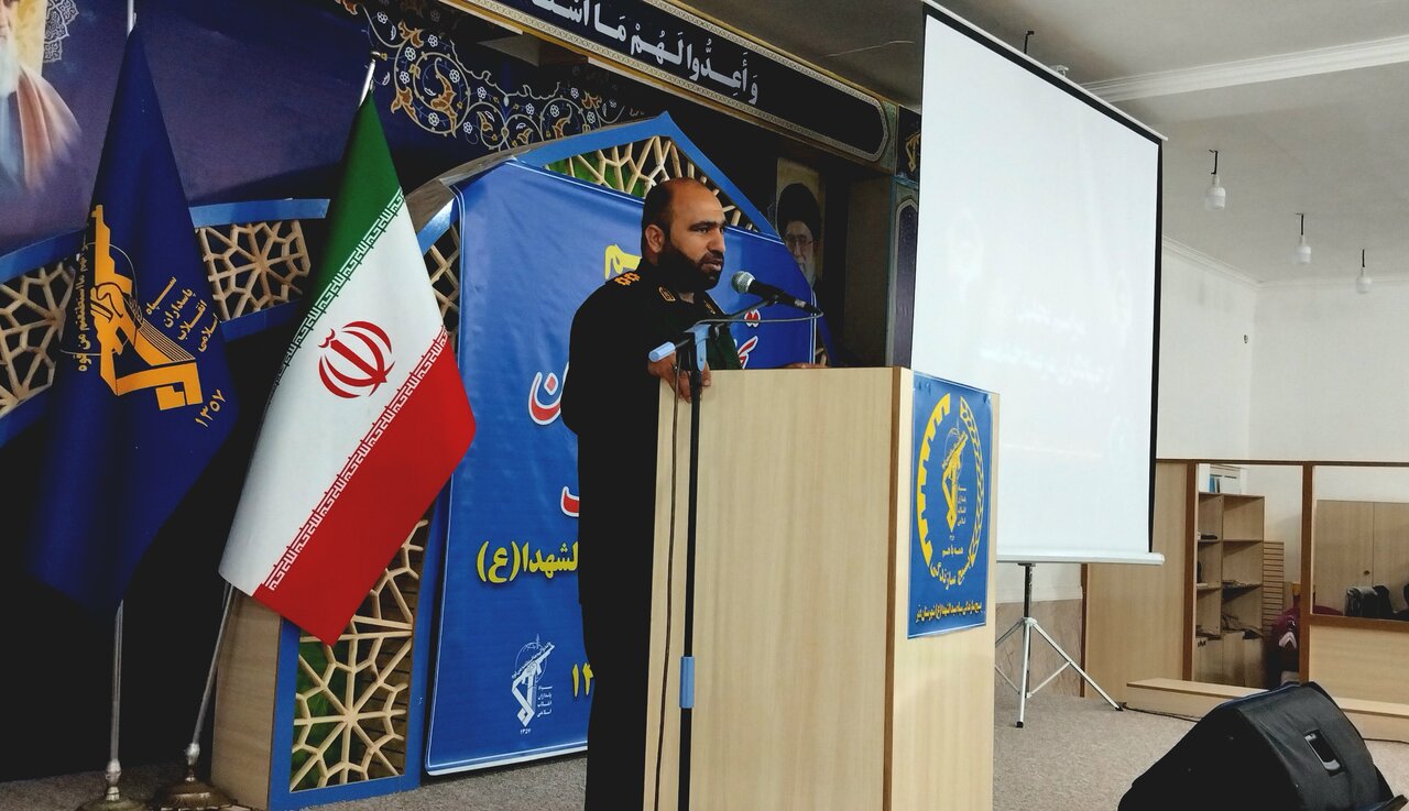 گروههای جهادی شهرستان دیر تجلیل شدند گروههای جهادی شهرستان دیر تجلیل شدند