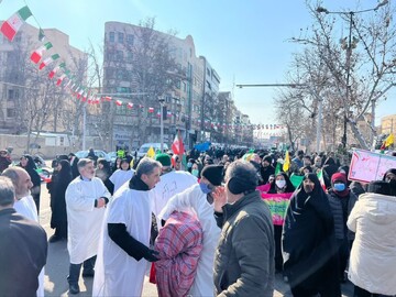 پیام البرزی‌ها؛ تا پای جان حامی انقلاب می‌مانیم