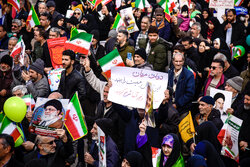 حماسه مردم درچه در راهپیمایی ۲۲ بهمن