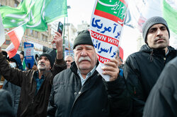 حضور پرشور مردم در ۲۲ بهمن تقویت اقتدار ملی است