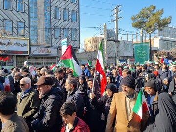 حضور پرشور ساوجی ها در راهپیمایی ۲۲ بهمن