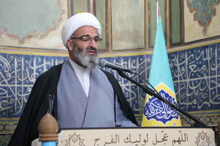 «همبستگی» کلید واژه عید سعید فطر است