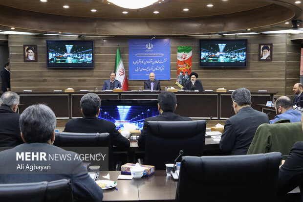 نشست فعالان اقتصادی، کارآفرینان و تولیدکنندگان آذربایجان‌غربی با رئیس مجلس