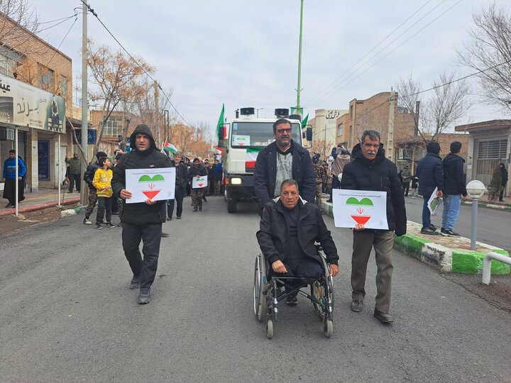 شکوه حضور مردم اردستان در جشن ۴۶ سالگی انقلاب اسلامی