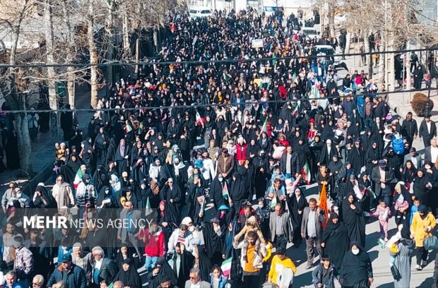 راهپیمایی دشمن شکن ۲۲ بهمن در مناطق مختلف کهگیلویه و بویراحمد آغاز شد