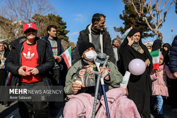 راهپیمایی یوم الله 22 بهمن در سمنان