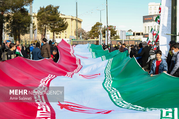 امام جمعه بندرخمیر: تهدیدات آمریکا دلیل متقنی بر اثرگذاری انقلاب اسلامی است