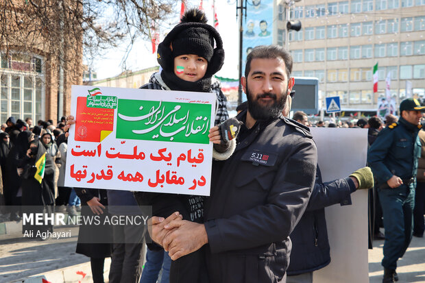 راهپیمایی ۲۲ بهمن در ارومیه