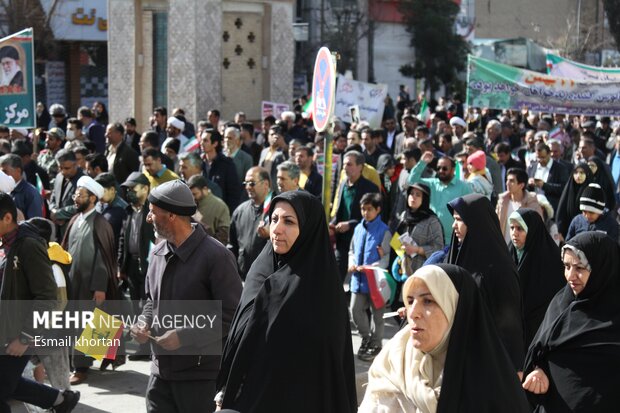 راهپیمایی یوم الله ۲۲ بهمن ماه سیرجان