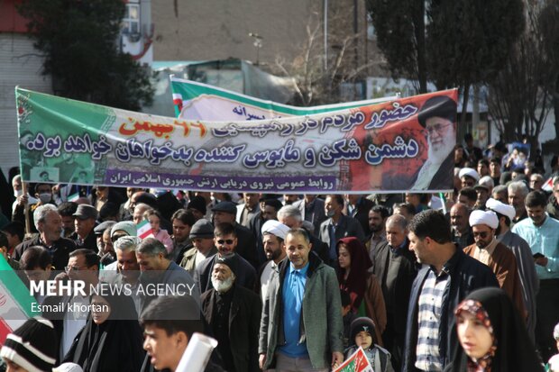 راهپیمایی یوم الله ۲۲ بهمن ماه سیرجان