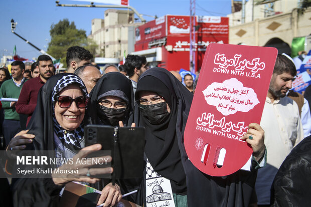 با هر گام حماسه می‌آفرینیم؛ اهواز دژ استوار انقلاب