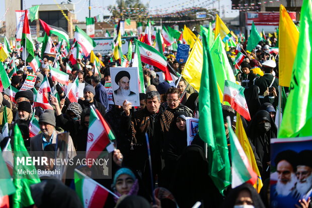 راهپیمایی ۲۲ بهمن در قم