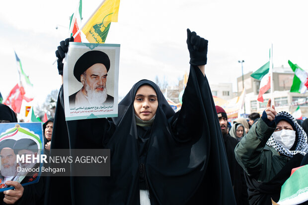 راهپیمایی ۲۲ بهمن در مشهد