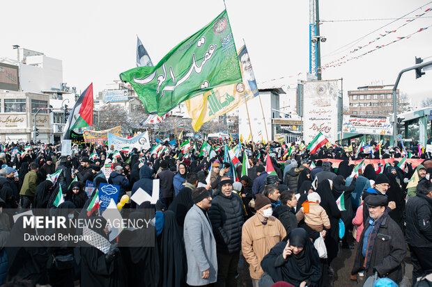 راهپیمایی ۲۲ بهمن در مشهد