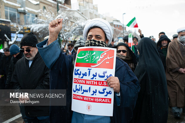 راهپیمایی ۲۲ بهمن در مشهد