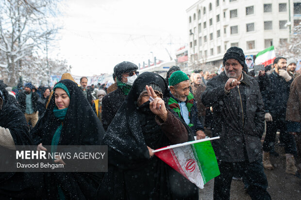 راهپیمایی ۲۲ بهمن در مشهد