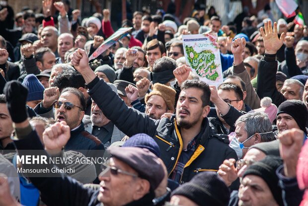 راهپیمایی 22 بهمن در شاهرود