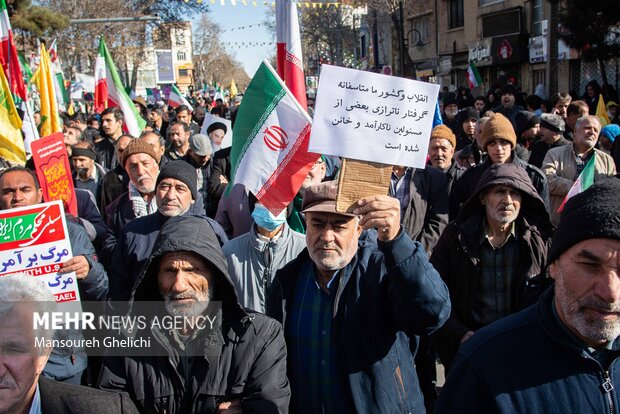 راهپیمایی 22 بهمن در شاهرود