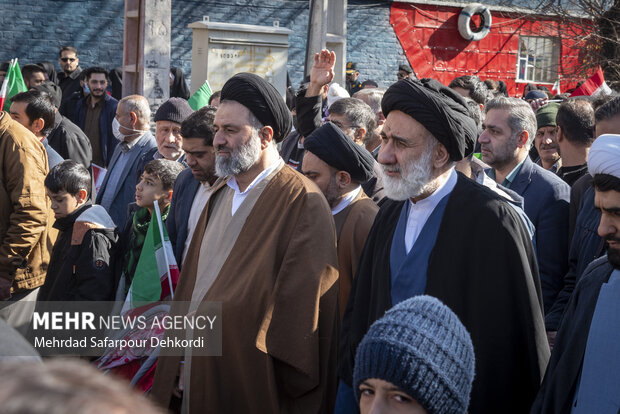 راهپیمایی ۲۲ بهمن در شهرکرد