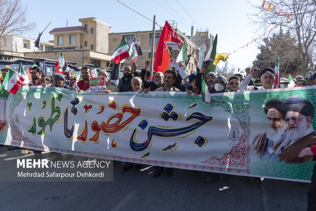 راهپیمایی ۲۲ بهمن در شهرکرد