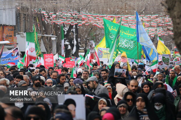 گزارش مهر از راهپیمایی۲۲بهمن در استان کرمانشاه +فیلم و عکس