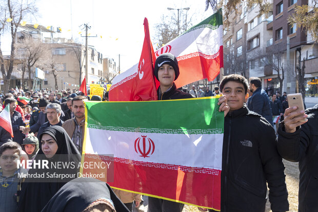 راهپیمایی ۲۲ بهمن در شهرکرد